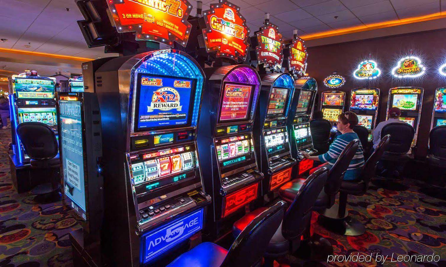 Apache Casino Hotel Lawton Kültér fotó